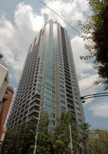 東京都港区六本木3【マンション】の外観