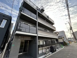 Lucir西三国【2階】の外観