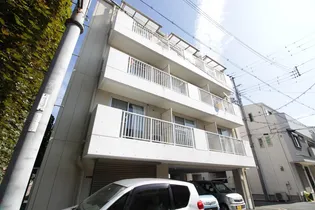 レッドウェル菅原の画像