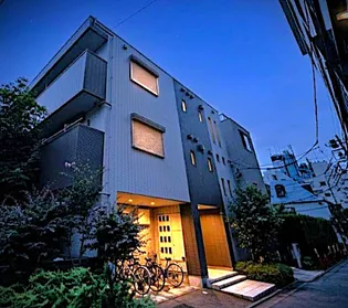 東京都渋谷区神宮前1【マンション】の外観