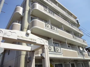 ロイヤルヒルズ銀杏町【3階】の外観