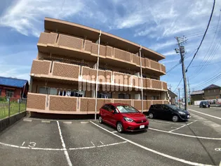マンション雅【1階】の外観