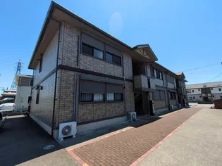 リヴェール コートの画像