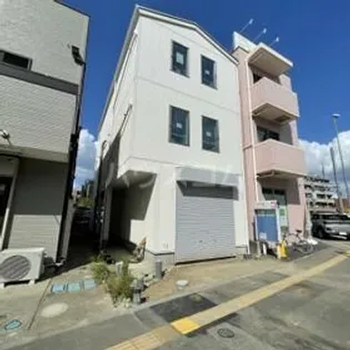 ラティス【2階】の外観