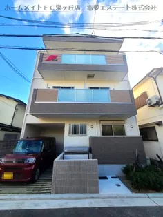 F asecia 諏訪ノ森【1階】の外観