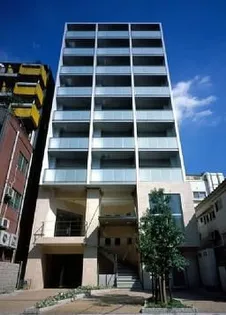 東京都港区西麻布4【マンション】の外観