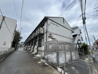 イースト・アレイ【1階】の外観