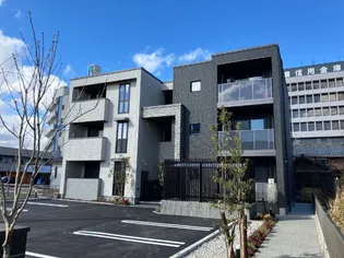 シャーメゾン アルフラットの画像