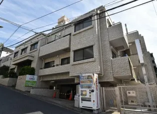 東京都港区西麻布3【マンション】の外観