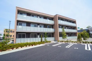 シャーメゾン昭和の画像