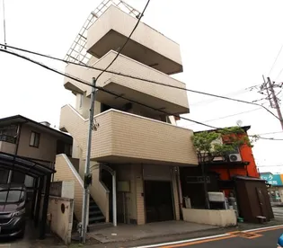 プラザ毛呂山【2階】の外観
