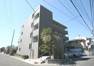 香川県高松市松縄町【マンション】の外観
