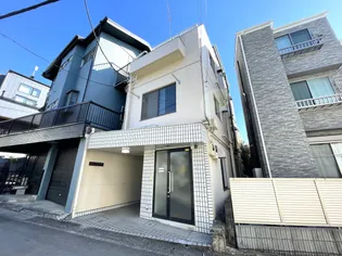 モンメゾン【3階】の外観