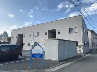 グレスサンコートの画像