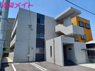 マリアロッソ富田駅前【3階】の外観