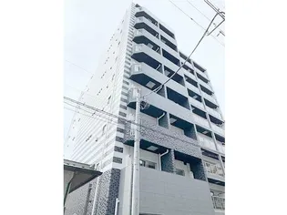 アンベリール西川口【6階】の外観