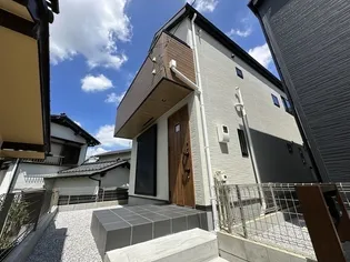 東京都多摩市連光寺1【一戸建】の外観