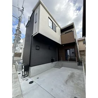 千葉県流山市松ケ丘6【一戸建】の外観