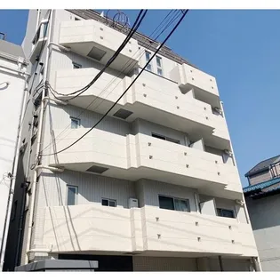 ピソ・エスペランサ【1階】の外観