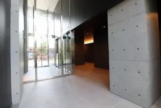 東京都新宿区高田馬場3【マンション】の外観