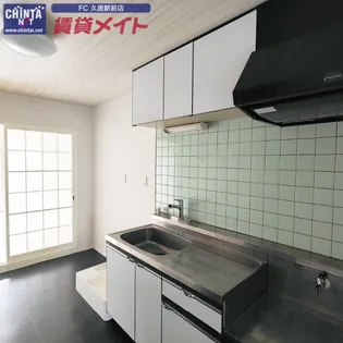 ハピネスタウン久居幸町【4階】のキッチン