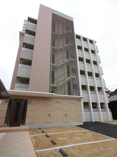 San Marriage【1階】の外観