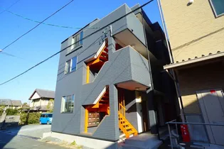 アーバン中央【2階】の外観