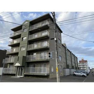 グランベルサ【1階】の外観