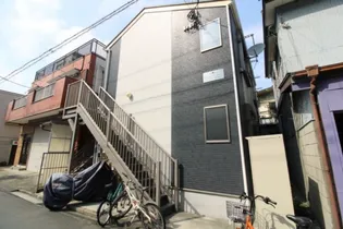ストラーダ本町通【2階】の外観