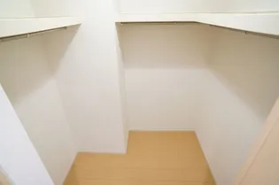 レガーロ IV番館【1階】の内装