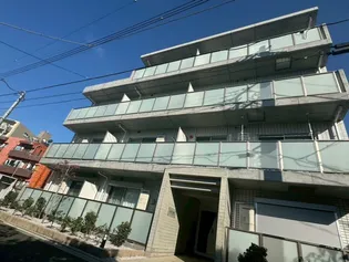 東京都世田谷区給田3【マンション】の外観