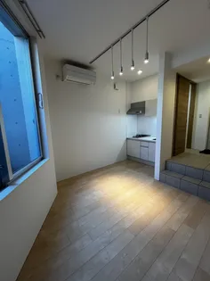 オーキッドレジデンス代々木 WEST【1階】の居間