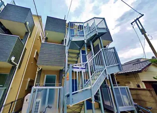 神奈川県横浜市金沢区六浦1【アパート】の外観