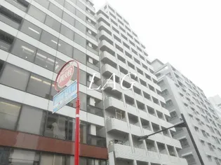 トップルーム新宿公園第二【4階】の外観