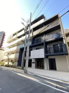 東京都新宿区富久町【マンション】の外観