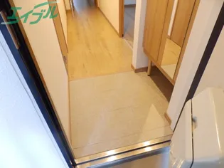 Maison calme【3階】の玄関