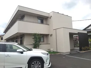 クレール ナカダの画像