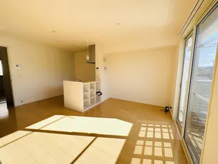 コパン エイト【2階】の居間