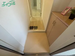 RafagaI【2階】の玄関