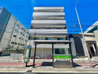 プレシャス中宮【3階】の外観