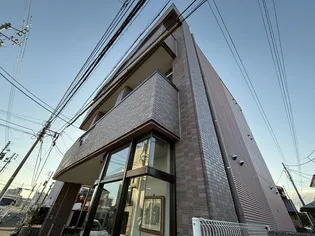 グランドール市名坂【3階】の外観