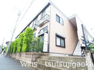 東京都世田谷区給田4【アパート】の外観