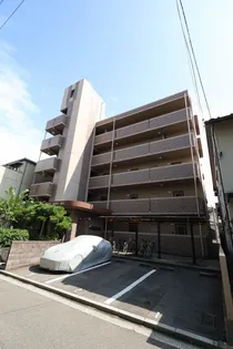 クリエイティブハイツ池田【3階】の外観