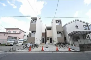 MAISON PLUMの画像