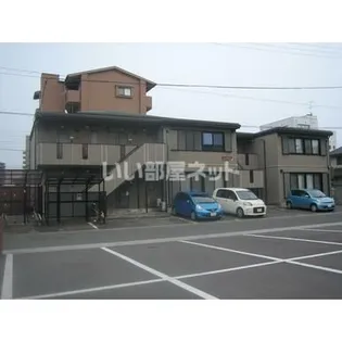 レトア伏石【1階】の外観