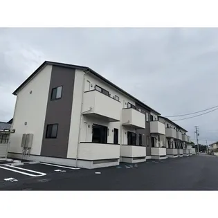 La trois マルベリー【2階】の外観