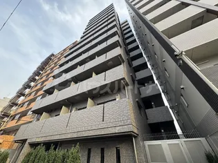 ルーブル東十条【5階】の外観