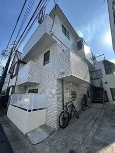 ブルーフラット【2階】の外観