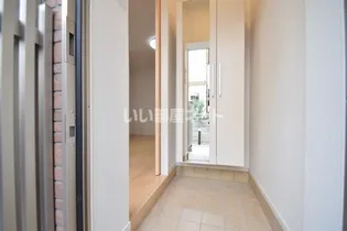 ドリーム セリシール【1階】の玄関