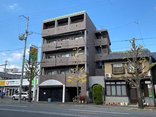 ゴールドクレスト【3階】の外観